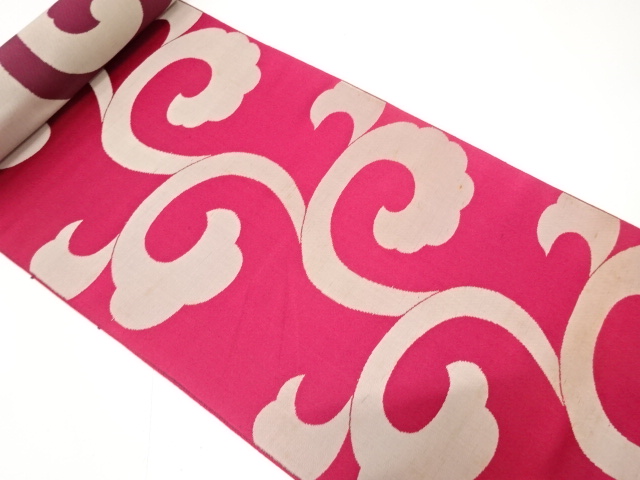 アンティーク　唐草模様織り出し　八寸帯地反物